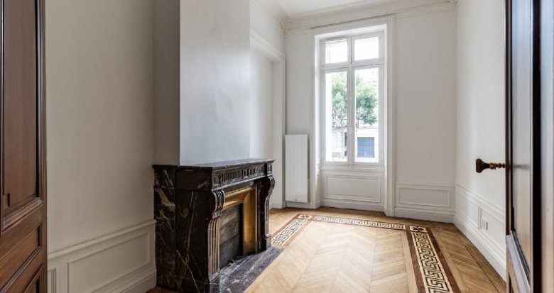 Achat / Vente appartement neuf Bordeaux hôtel particulier réhabilité proche place Doumer (33000) - Réf. 9203